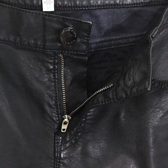 Urban Outfitters Silence & Noise Faux Leather Moto Zip Pants Black Size 27 - Picture 13 of 16